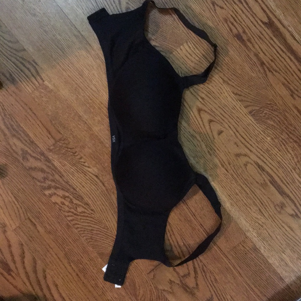 Victoria’s Secret High-Support Sports Bra, Black